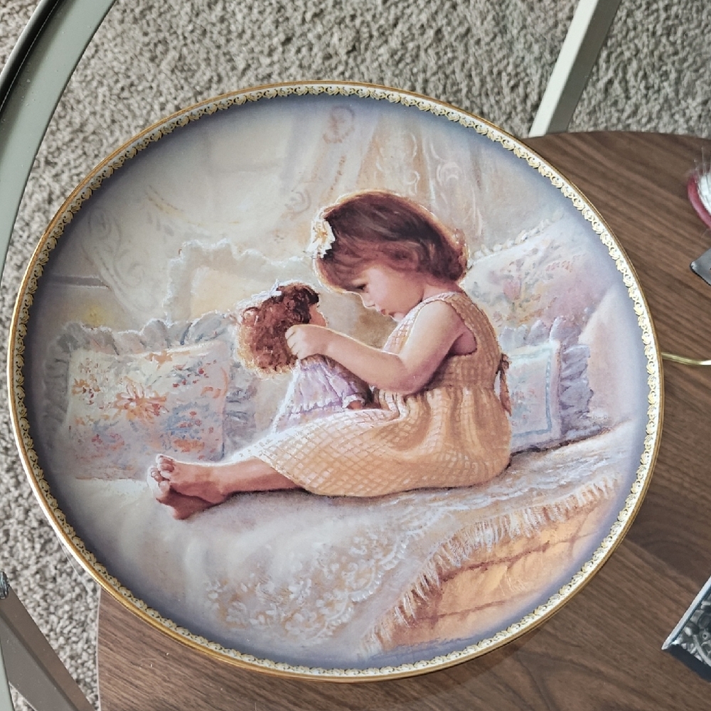 The Bradford Exchange Ceramic Plate with Girl in Yellow Dress